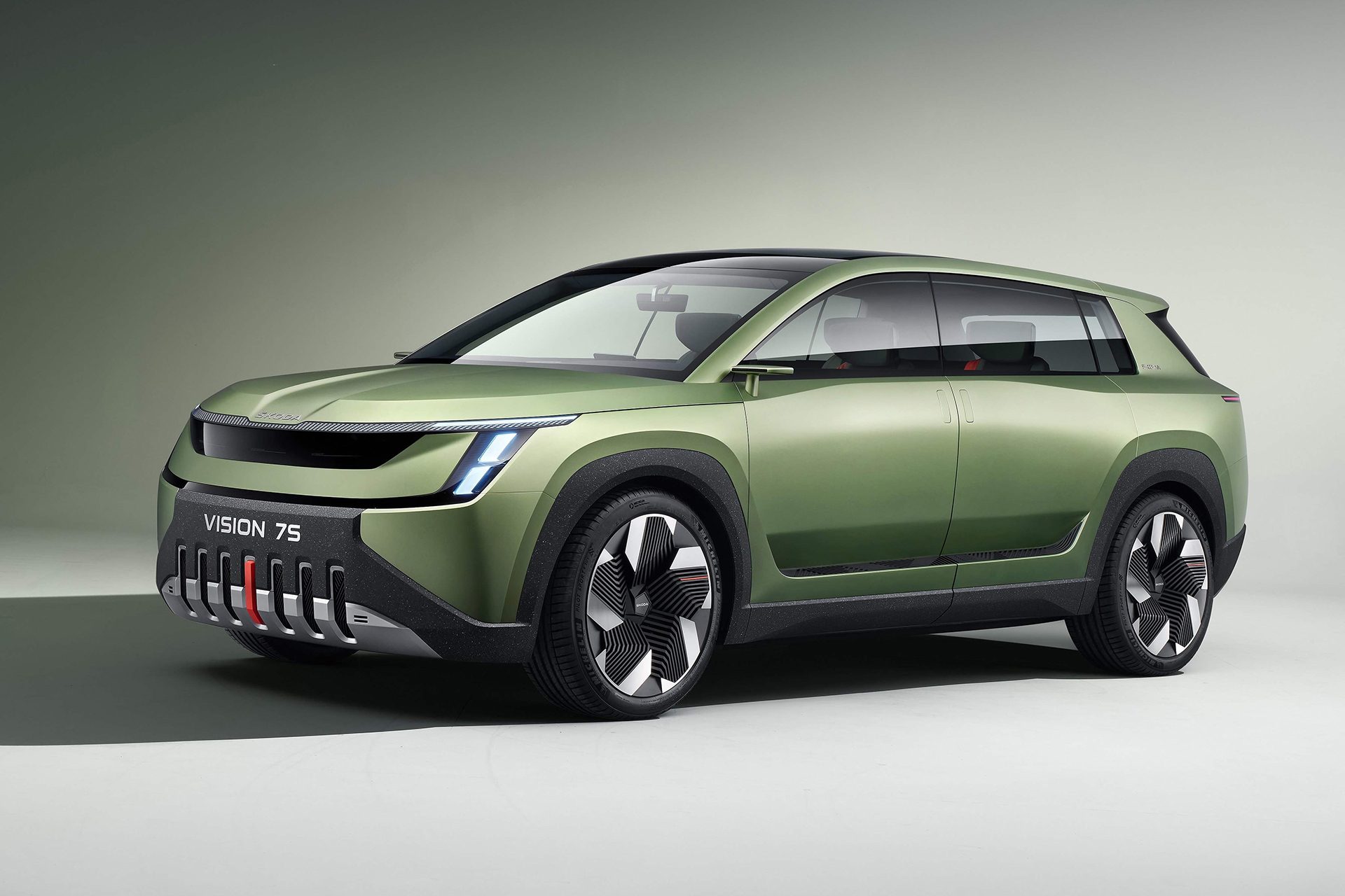 Modern Solid styling form shown here.