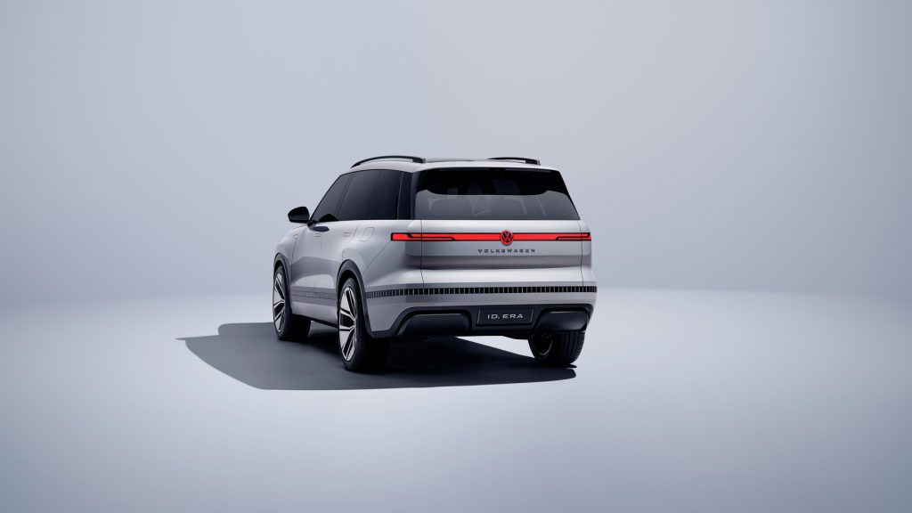 And the rear shot of the same vehicle.
