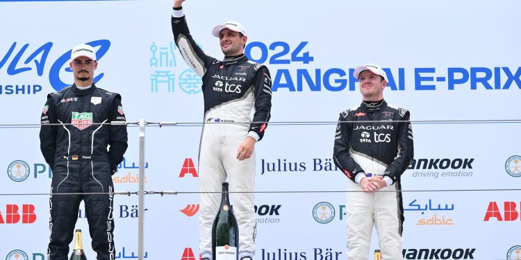 Mitch Evans and Nick Cassidy are in action in the Formula E World Championship this weekend.
