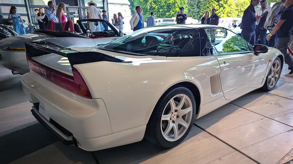 Quite the supercar from this angle, albeit with a hint of Batmobile in there.