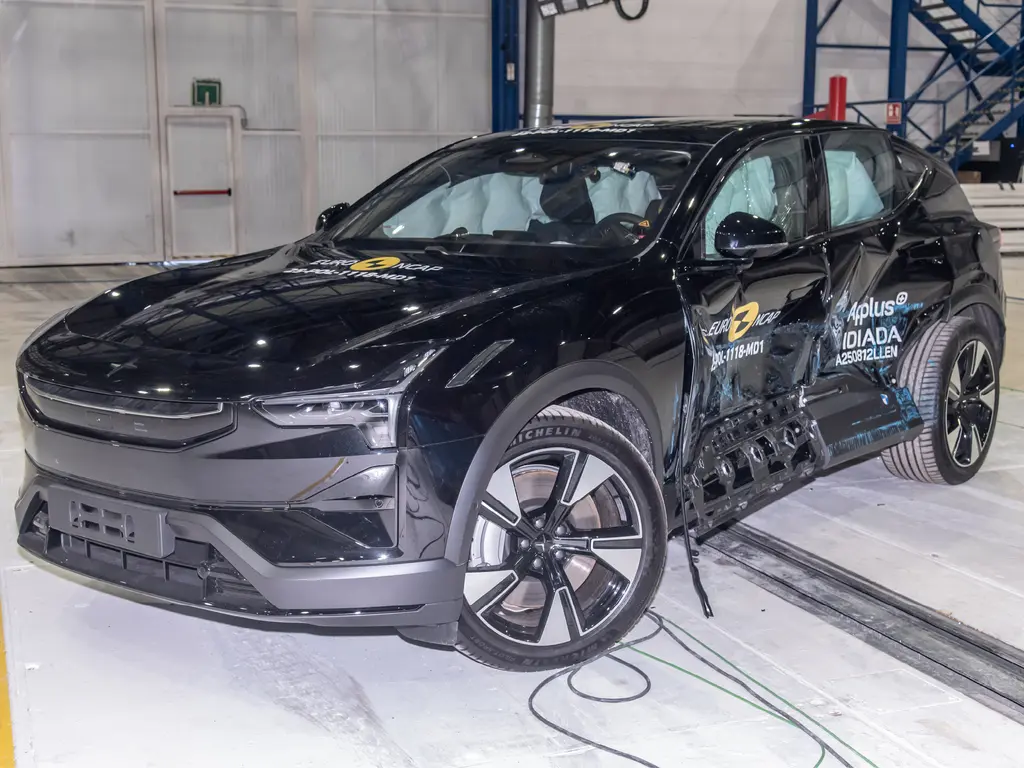 Side impact testing of Polestar 3.