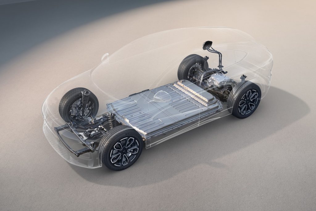 LFP battery pack and 800v charging tech at the heart of XPeng G6 fast charging.