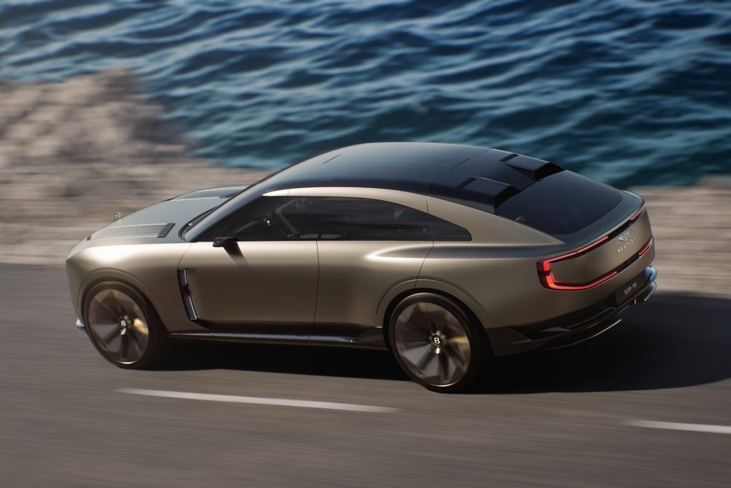 Clear coupe style roof going on here.