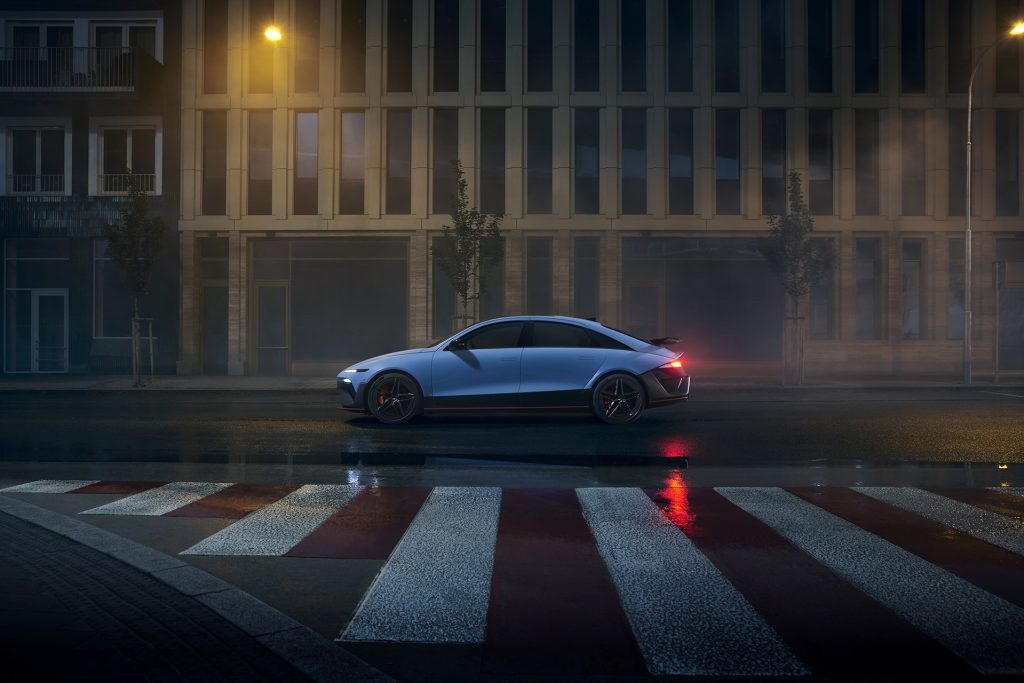 Profile shows the streamliner form of the Ioniq 6 remains intact.