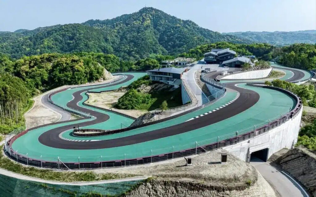 Another view of the complex which includes plenty of up and downhill sections.