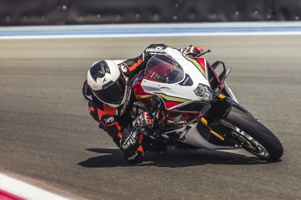 But I've not had the pleasure of riding one on track, unfortunately. 