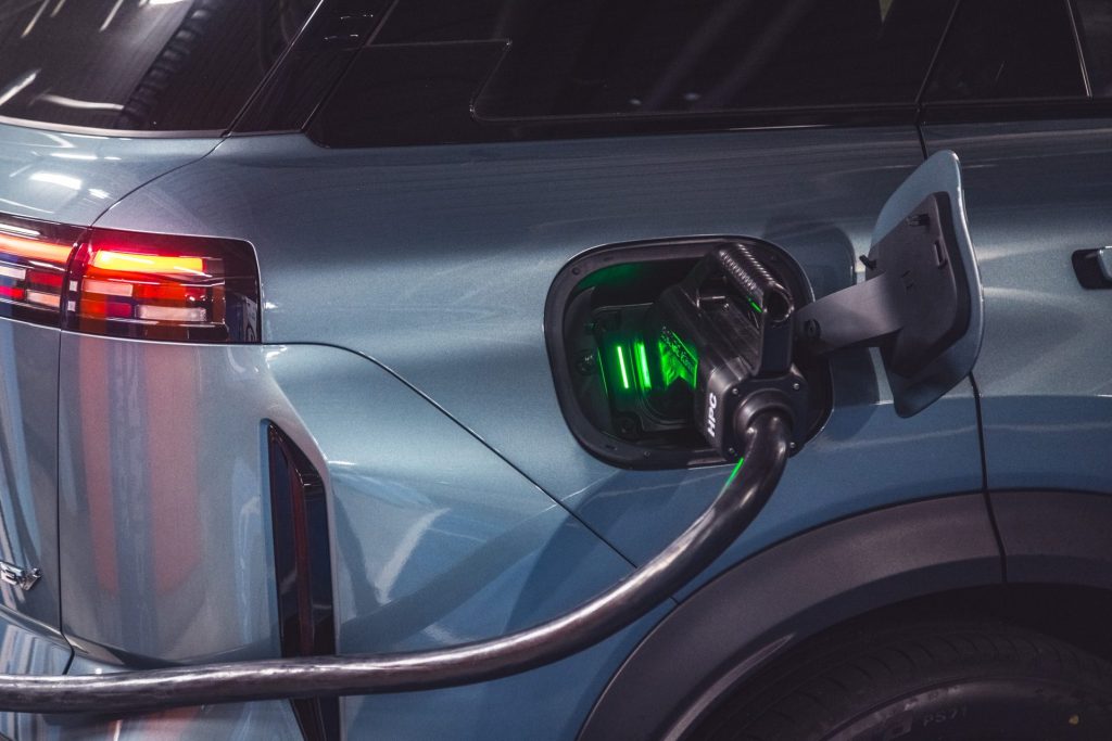 PHEV charging.