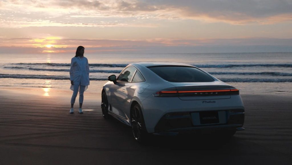 Borrowed from the video of the Prelude driving on a beach somewhere.