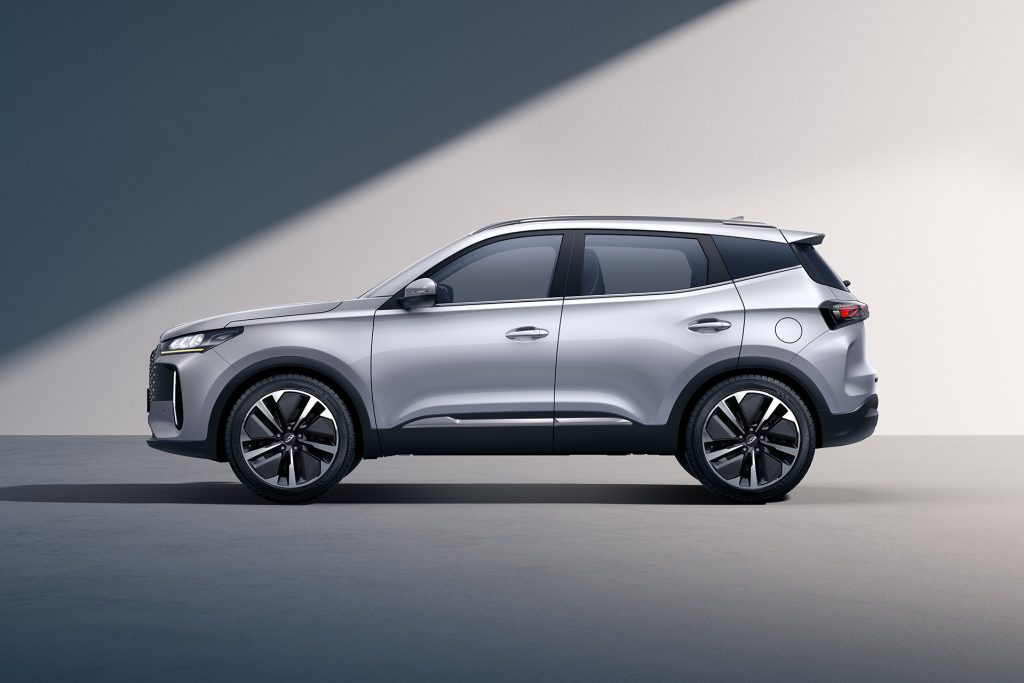 The same practical 4.3m long compact SUV shape as the 1.5T models already available here.