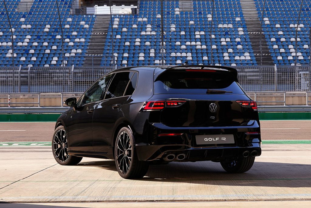 The outgoing car, just to give some perspective as to minor rear differences.