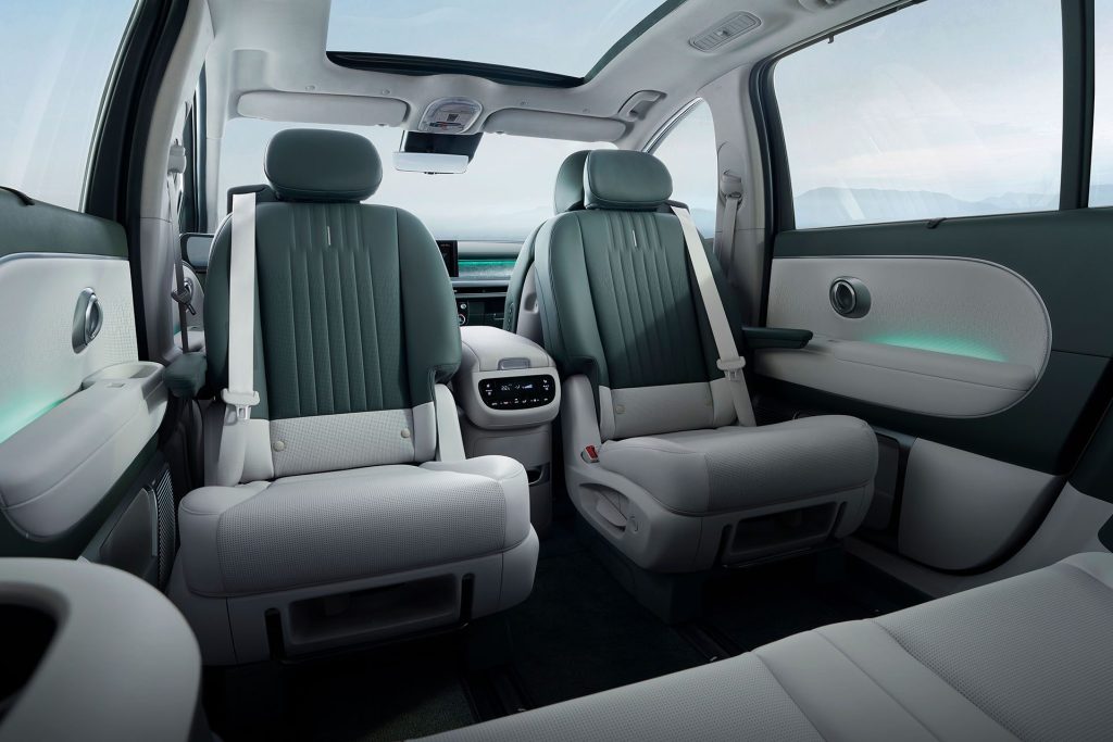 Lavish interior for Ioniq 9. 