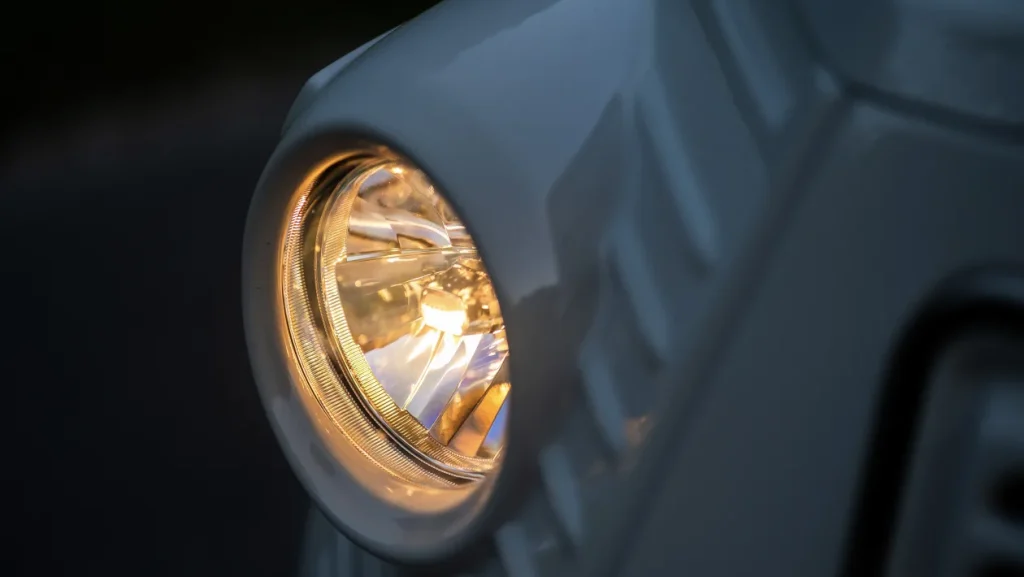 Round headlights complete the classic look