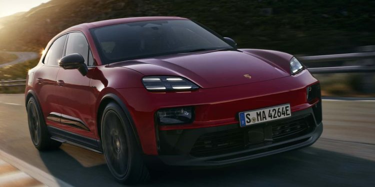 Porsche Macan GTS in red