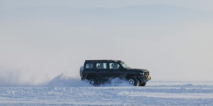 GWM Tank 300 in the snow