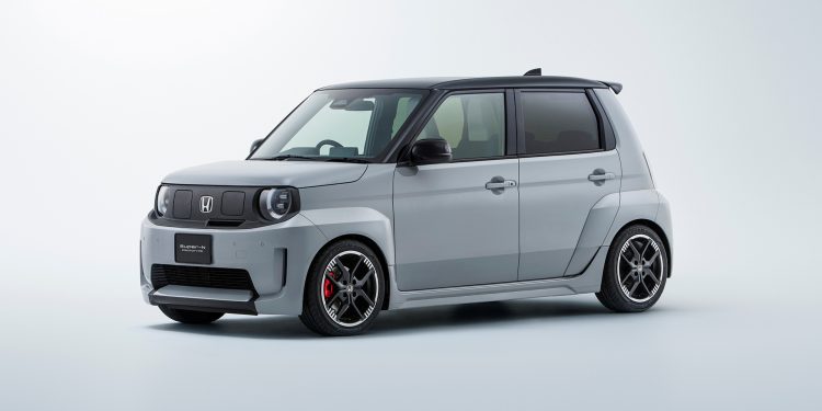 Honda Super N in white on white