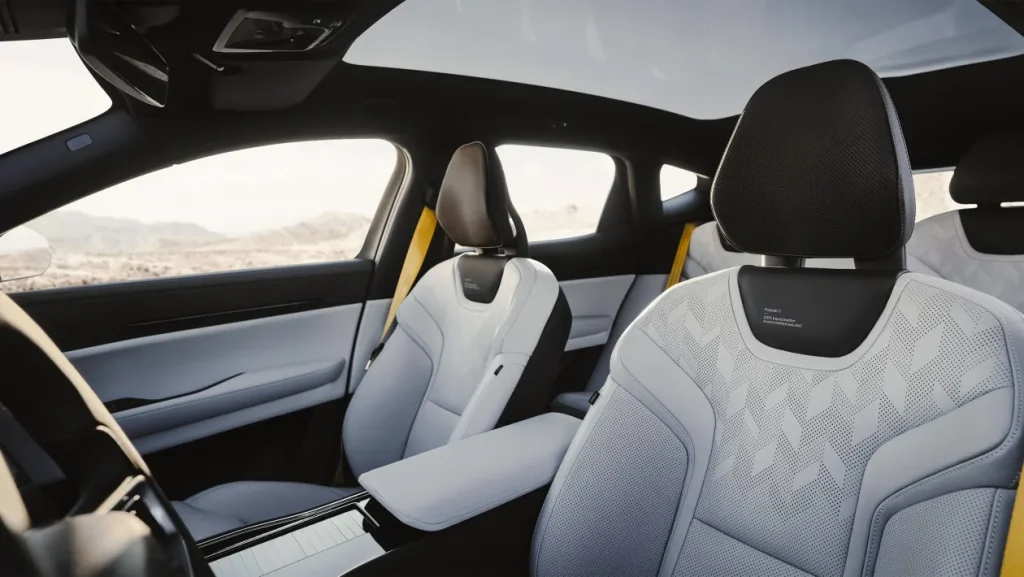 Smart seats and safety belts for Polestar 3.