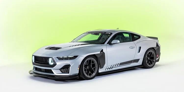 RTR Spec 5 Mustang in silver
