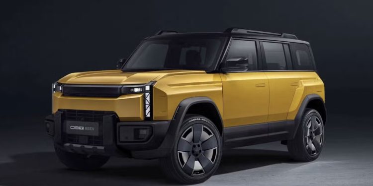 Chery Fulwin in yellow