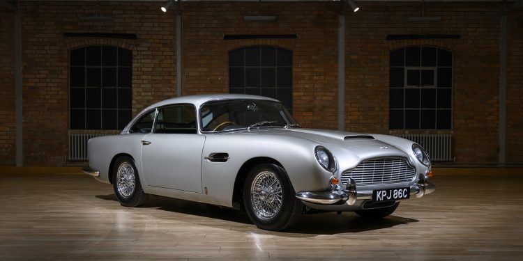 1965 Aston Martin DB5 in silver